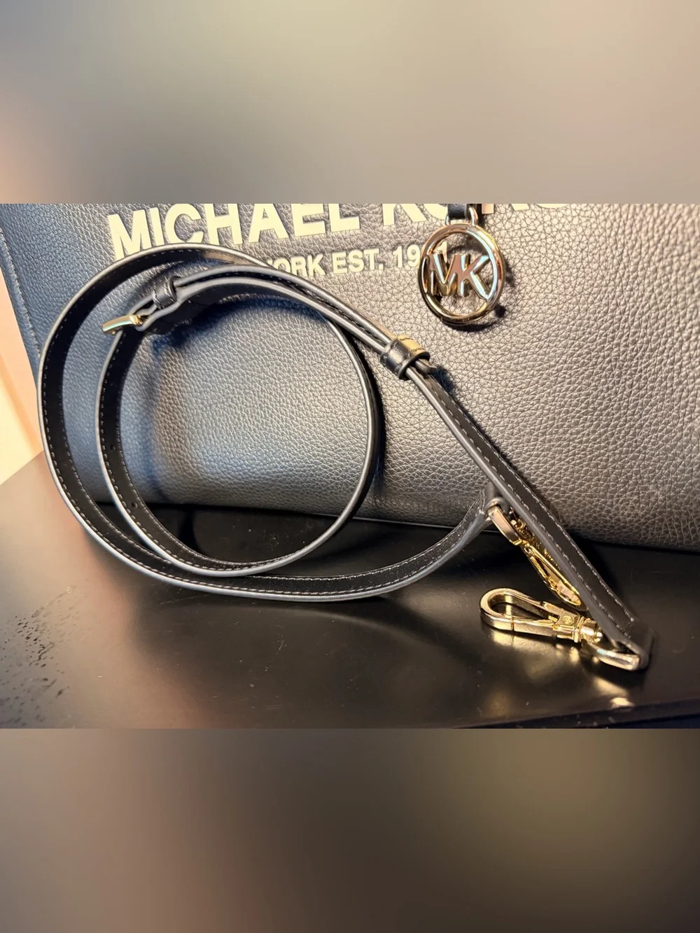 NWOT Michael Kors Mirella Medium Pebbled Leather Logo Tote